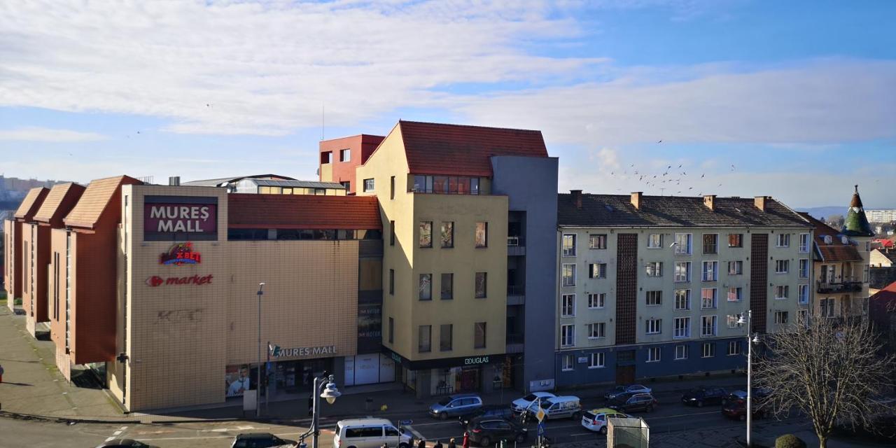 Center Diamond Apartment Targu Mures Exterior photo